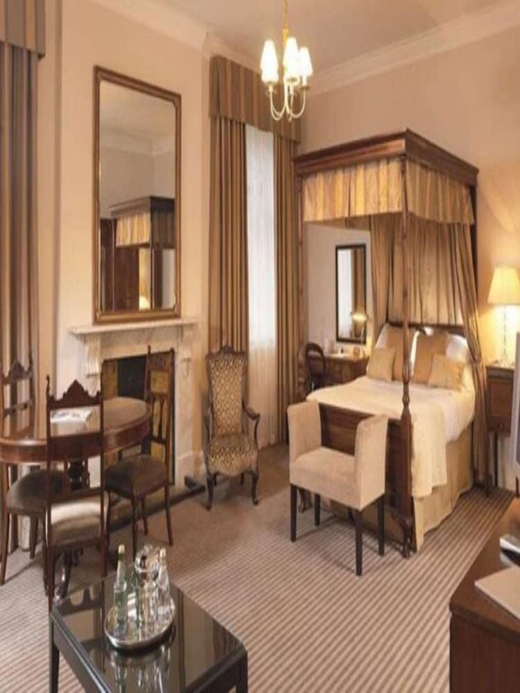 Macdonald Frimley Hall Hotel & Spa Camberley Zewnętrze zdjęcie